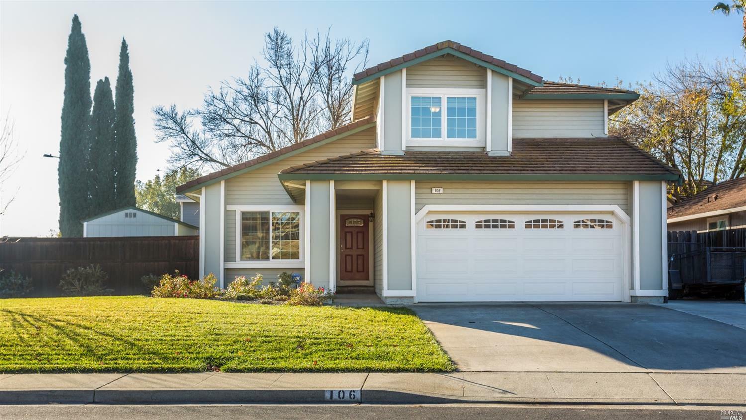 Property Photo: 106 Woodridge Circle CA 95687