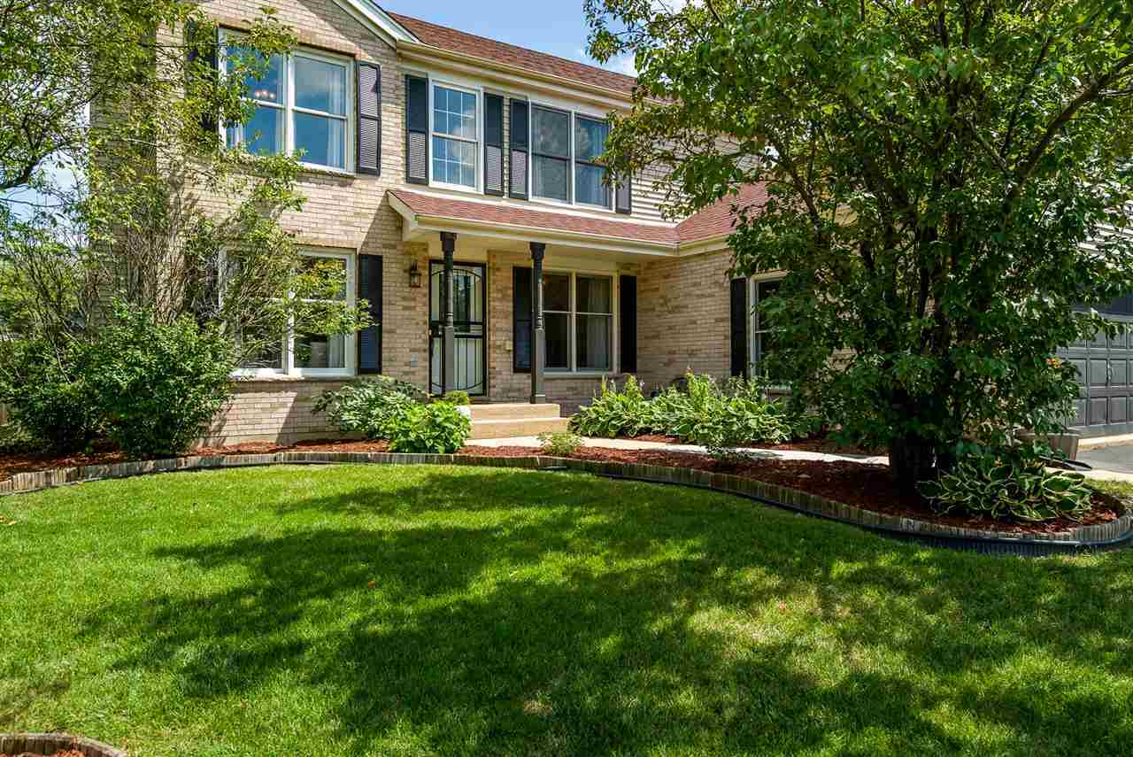Property Photo: 1324 Perrsons Parkway IL 61008