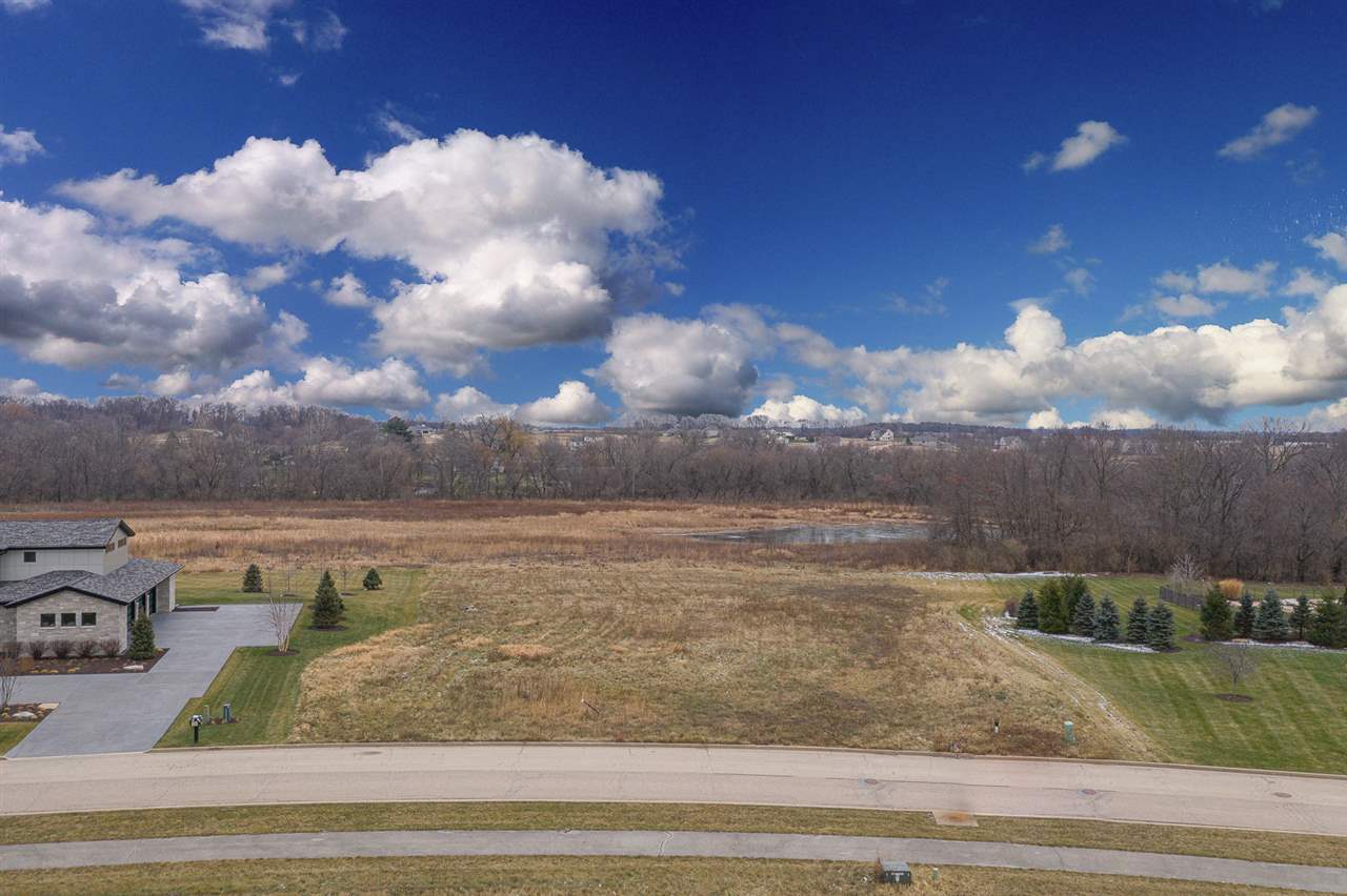 Property Photo:  5007 Smokethorn Trail  IL 61008 