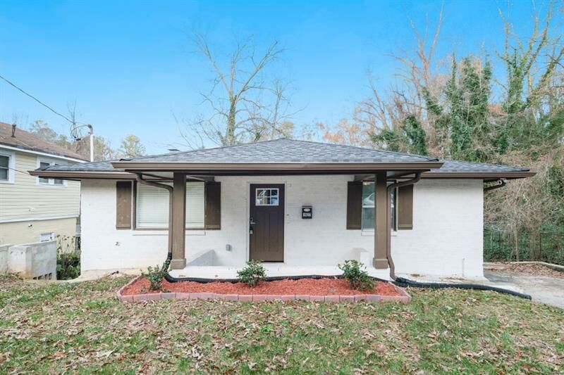 Property Photo:  1627 Ezra Church Drive NW  GA 30314 