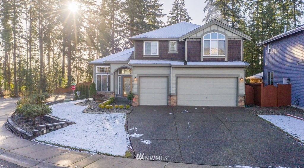 Property Photo: 3422 178th Place SW WA 98037