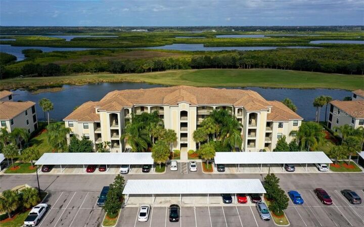 Property Photo:  7015 River Hammock Drive 106  FL 34212 