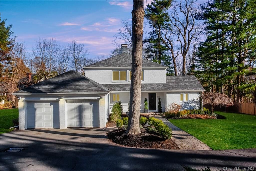 Property Photo:  30 Beechtree Lane  CT 06107 