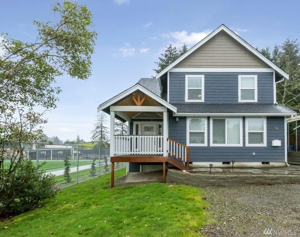 Property Photo: 118 Alameda Ave WA 98466