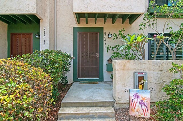 Property Photo:  8750 Villa La Jolla Drive 70  CA 92037 