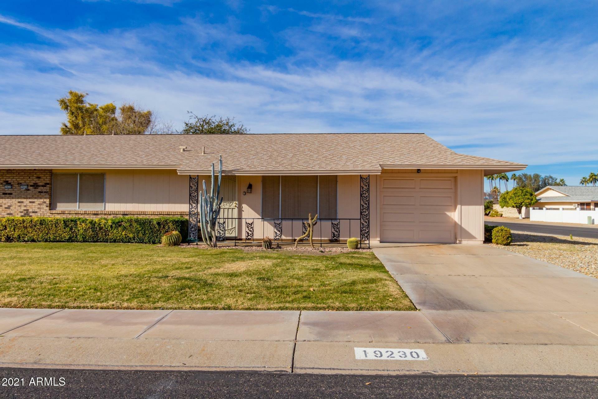 Property Photo:  19230 N Signal Butte Circle  AZ 85373 