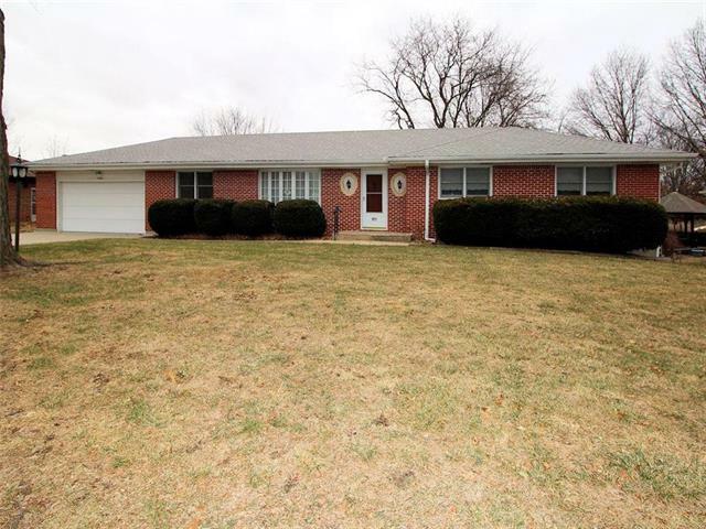 Property Photo:  1706 NE 77th Street  MO 64118 