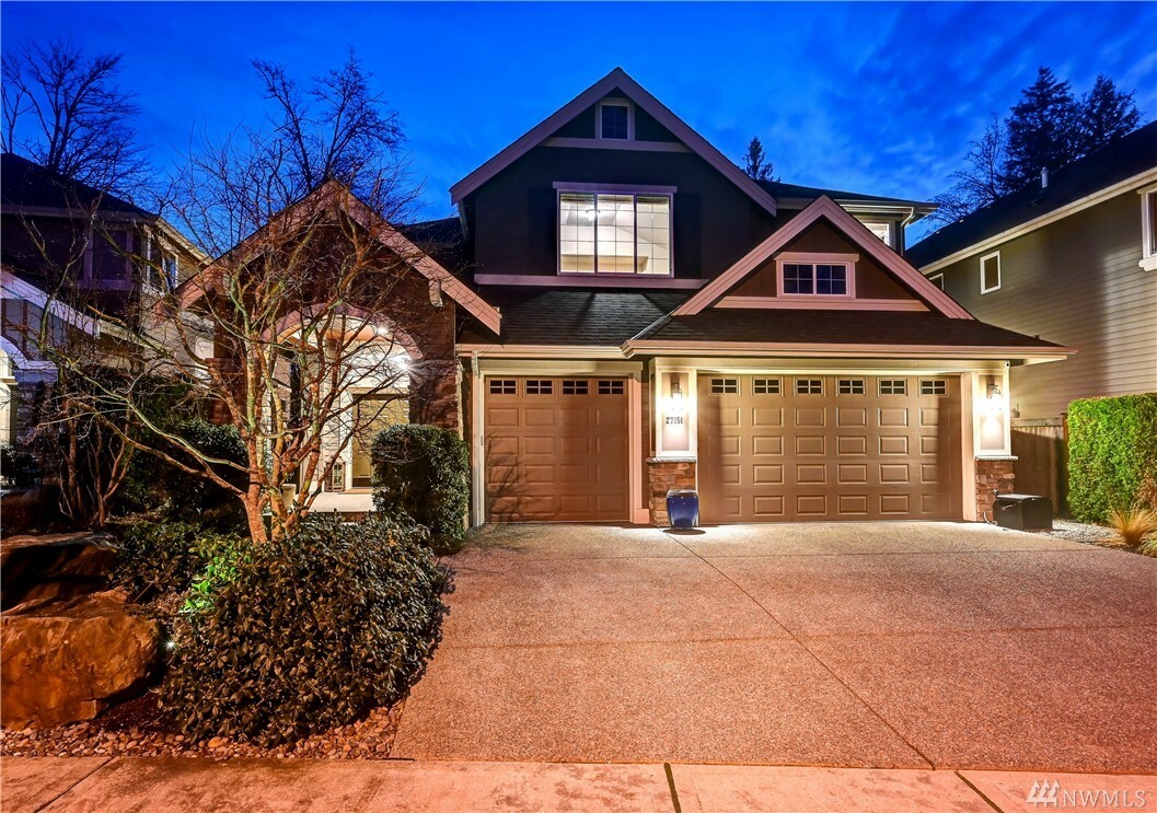 Property Photo:  27151 SE 13th St  WA 98075 