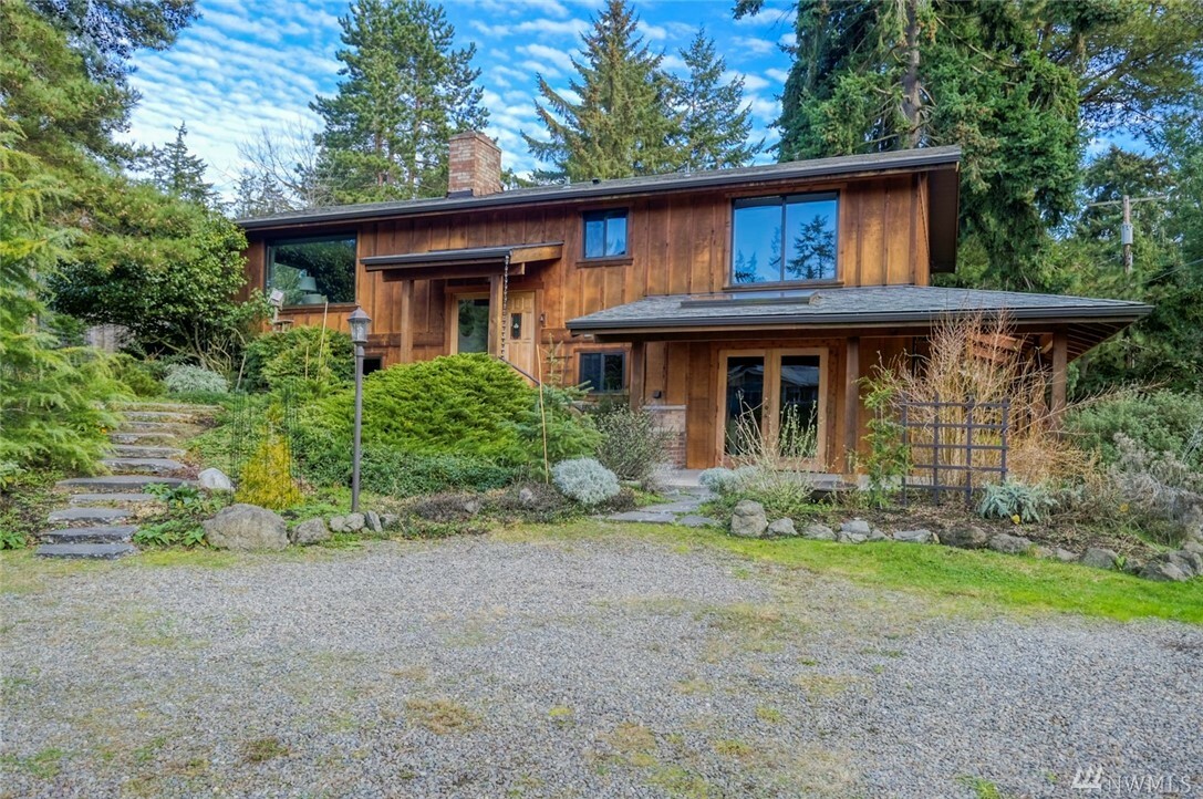 Property Photo: 1410 Rose St WA 98368
