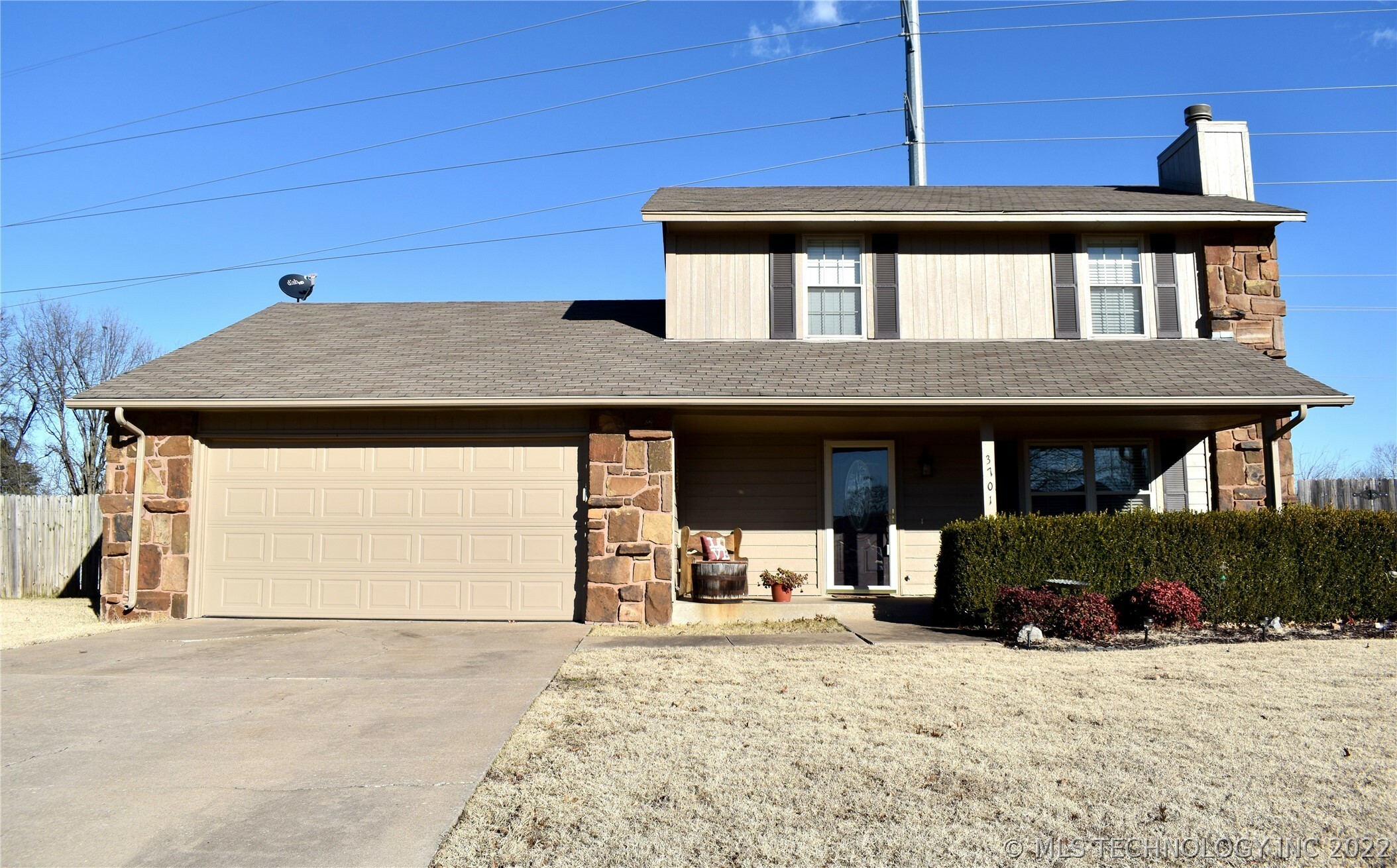 Property Photo:  3701 S Narcissus Avenue  OK 74011 