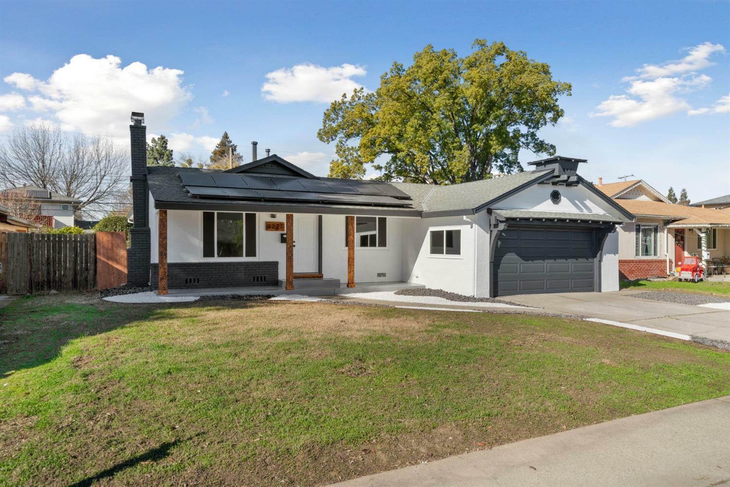 Property Photo:  3221 Normington Drive  CA 95833 