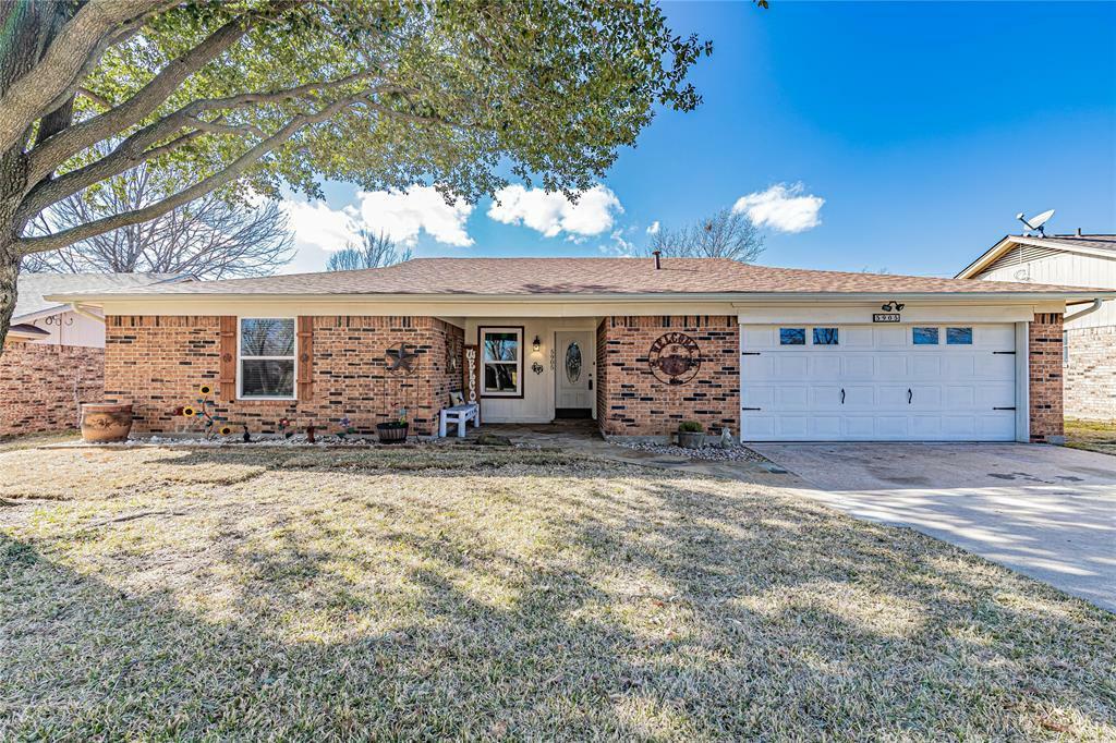 Property Photo:  5905 Steeplewood Drive  TX 76180 