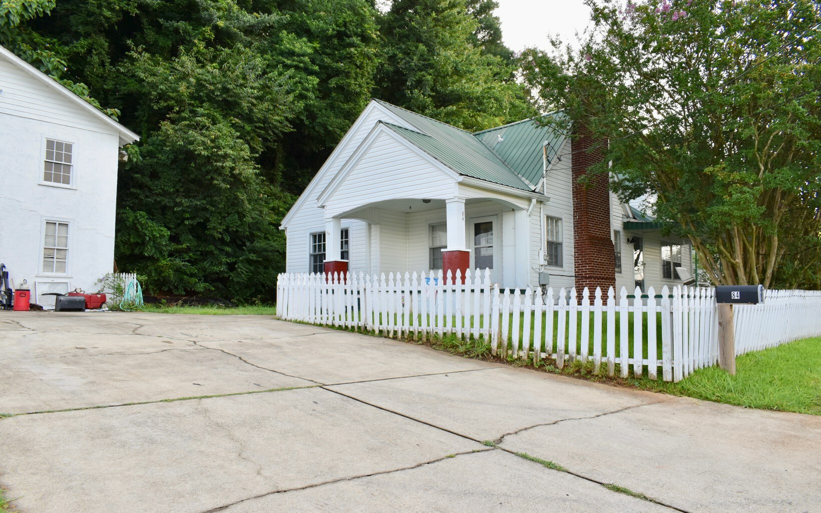 Property Photo:  84 Logan Street  GA 30540 