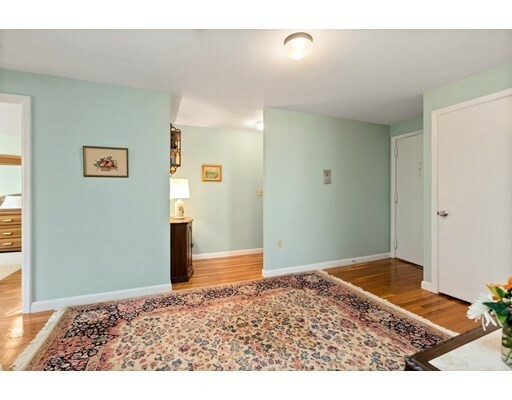 Property Photo:  128 Pleasant Street 108  MA 02476 