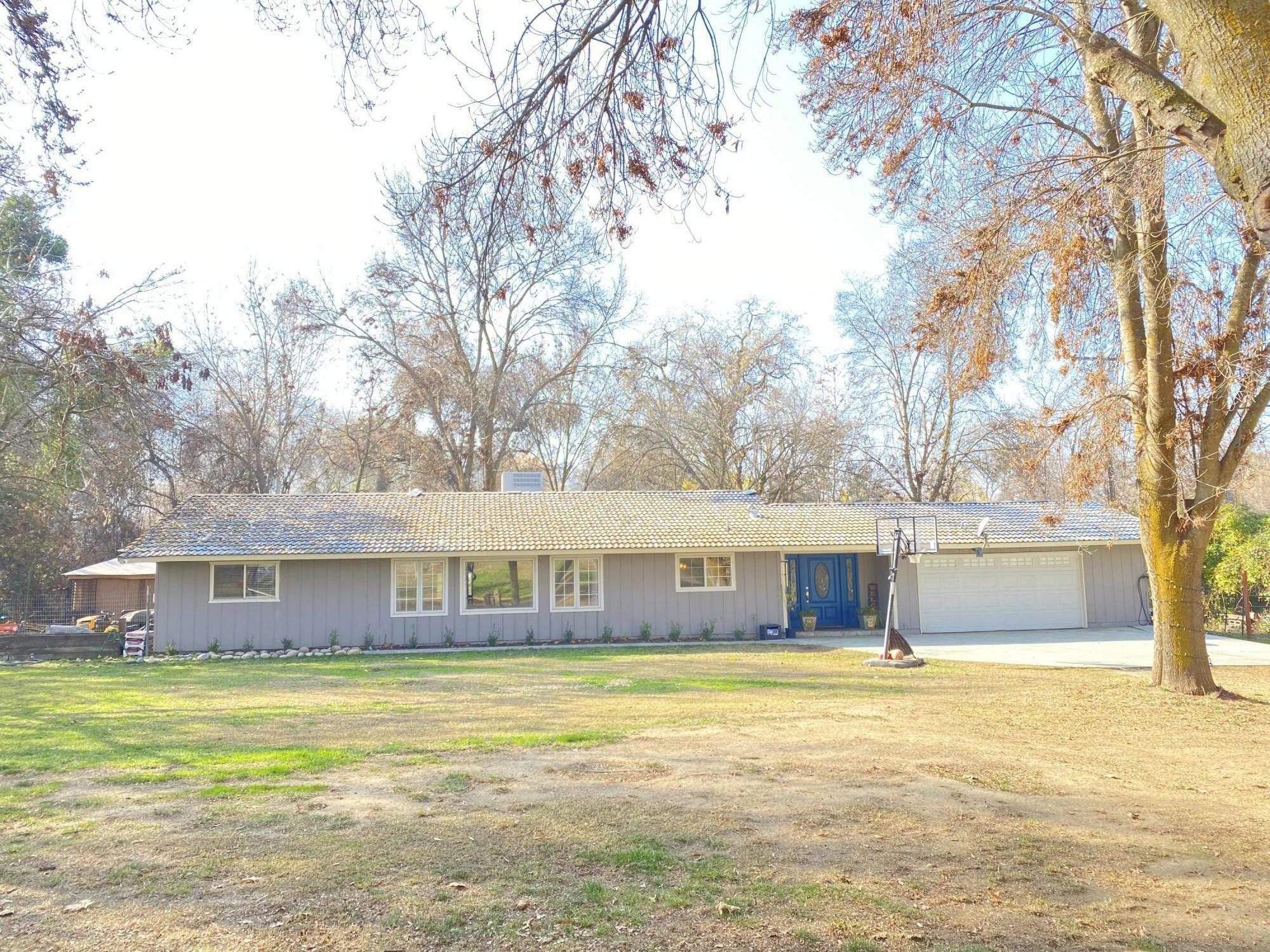 Property Photo:  33371 Tule Oak Drive  CA 93265 