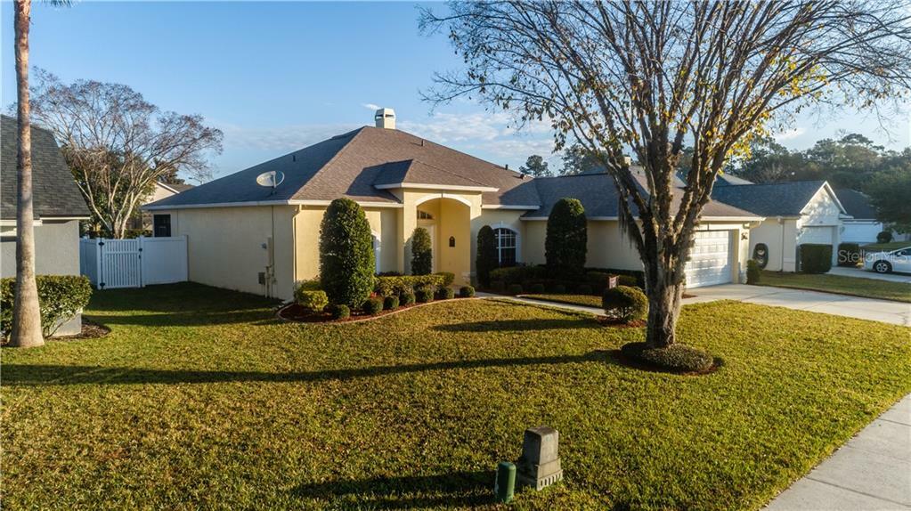 Property Photo:  5708 Autumn Chase Circle  FL 32773 