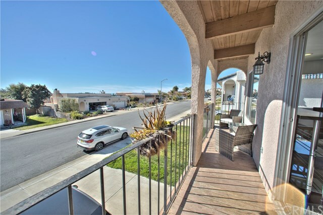 Property Photo:  661 Vista Pacifica Circle  CA 93449 