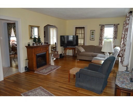 Property Photo:  18 Dell Pl  MA 01118 