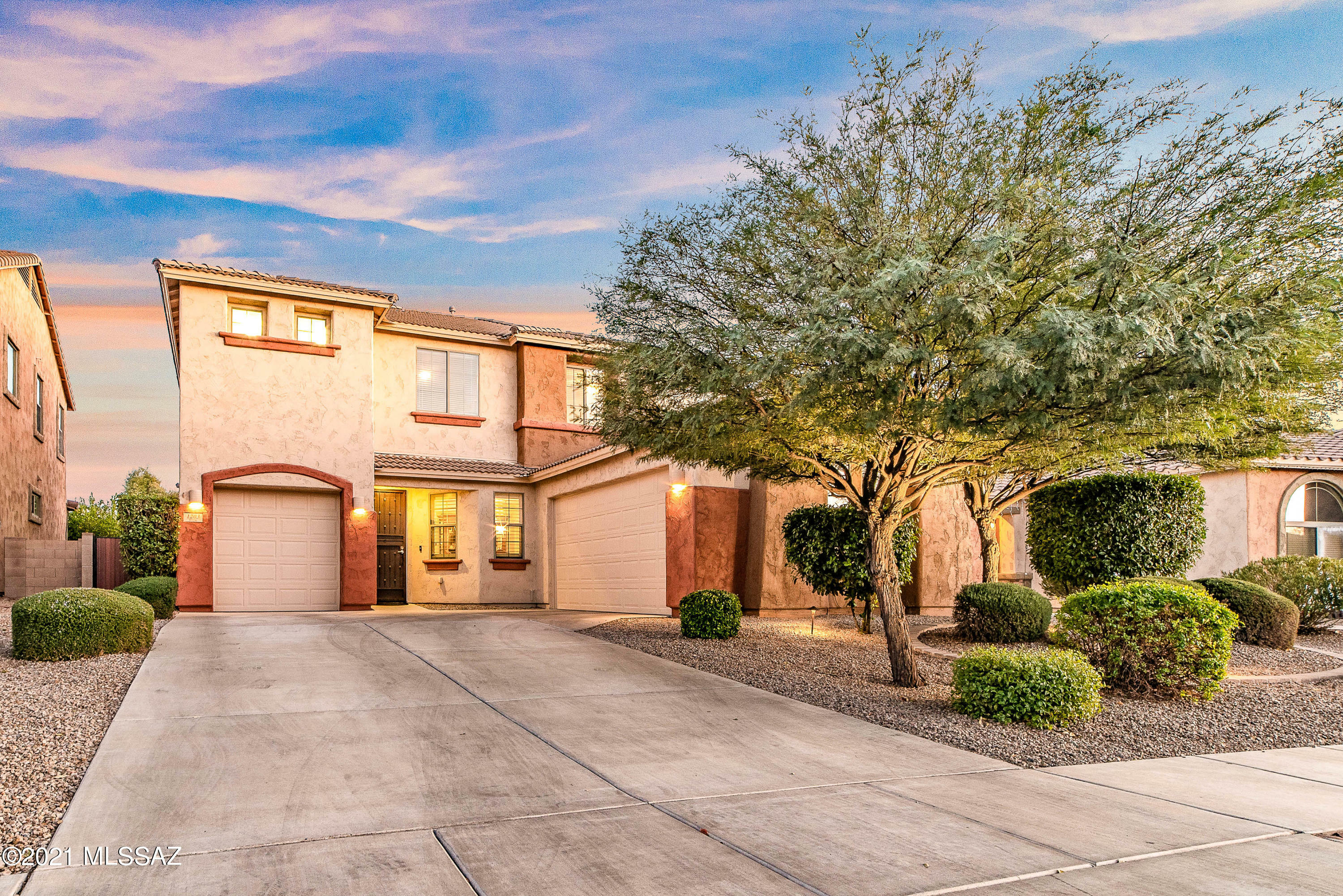1203 W Rodriguez Road  Oro Valley AZ 85755 photo