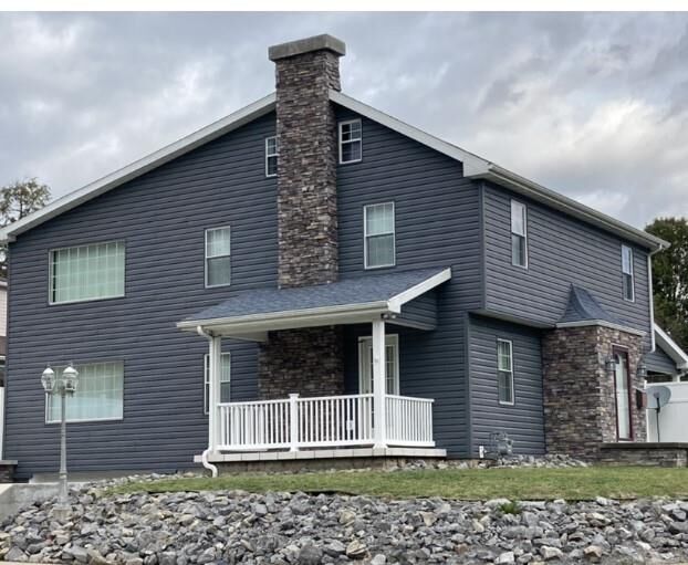 Property Photo: 125 Nassau St PA 15401