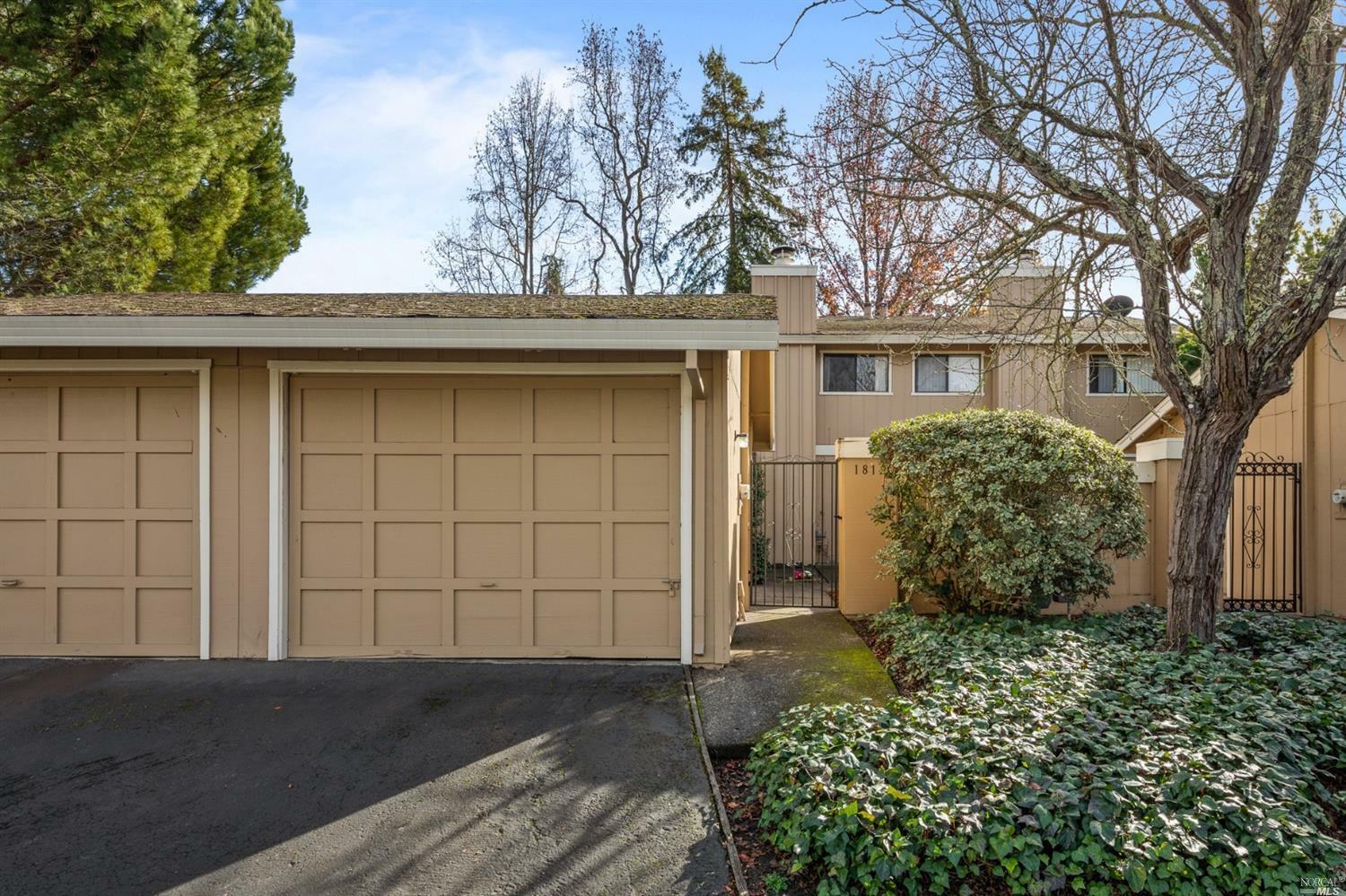 Property Photo:  1812 Arroyo Sierra Circle  CA 95405 