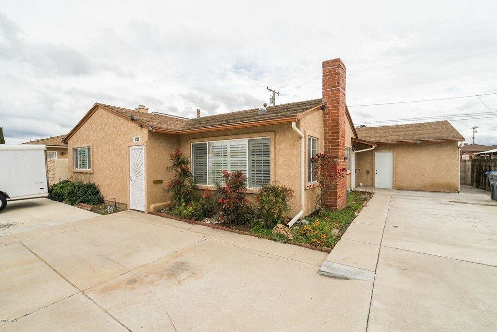 Property Photo:  3128 S C Street  CA 93033 