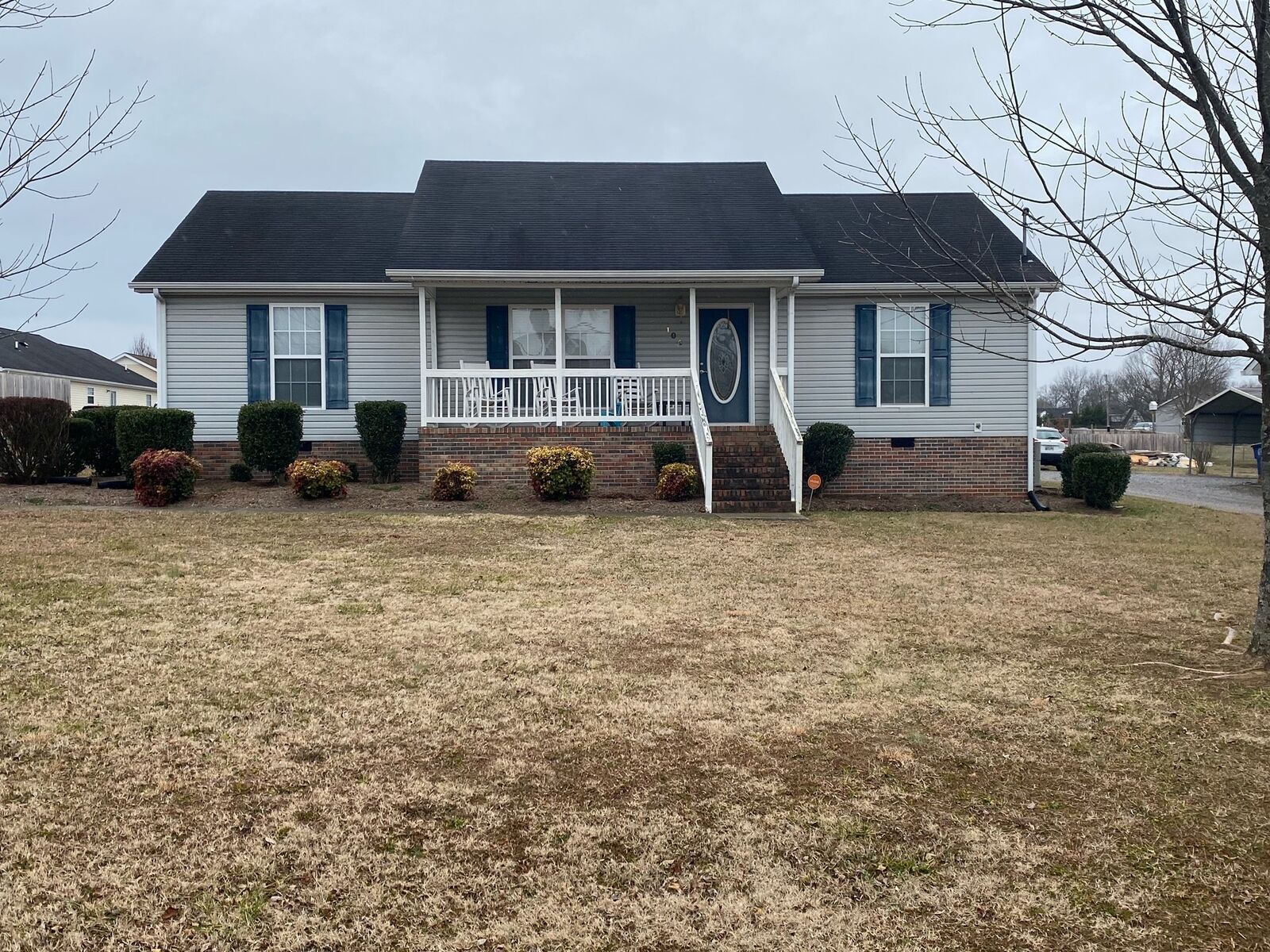 Property Photo:  104 Warren Cir  TN 37160 