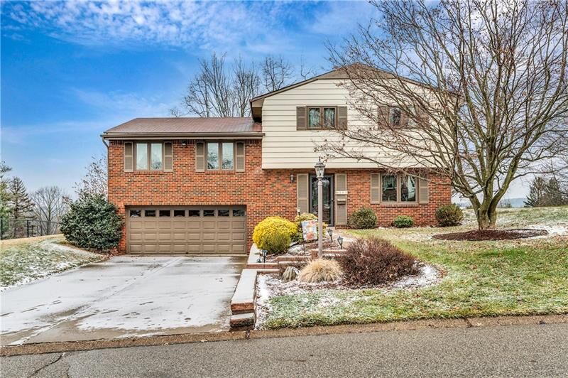 Property Photo:  105 Isolda Dr  PA 15209 