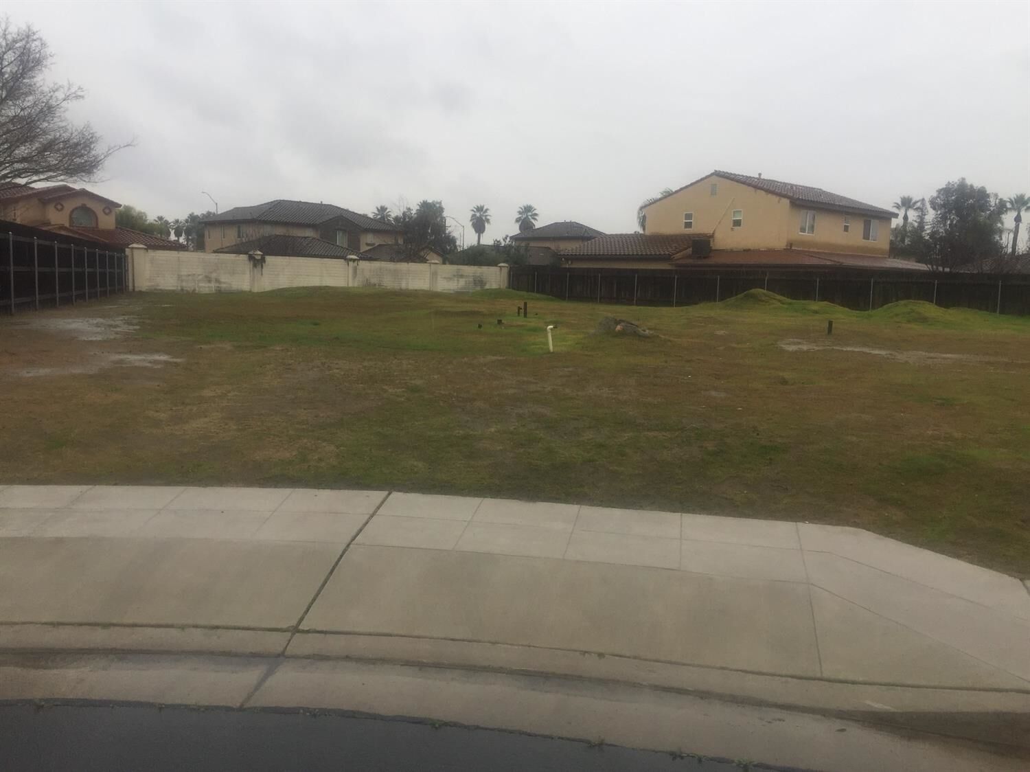 Property Photo: 3045 W Tuolumne Street CA 93706