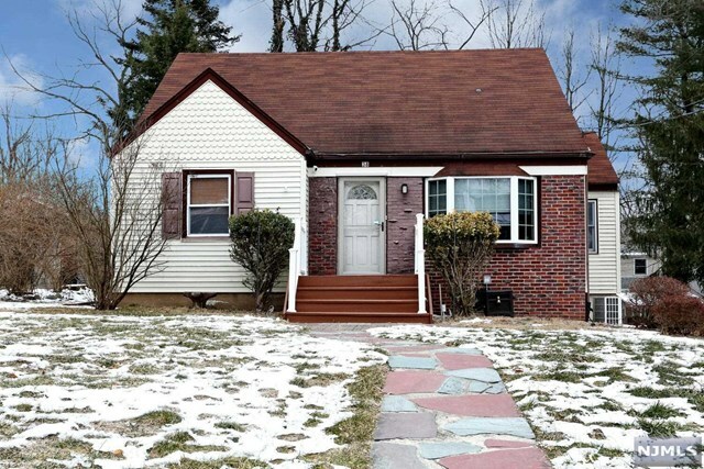 Property Photo:  38 West Park Avenue  NJ 07656 