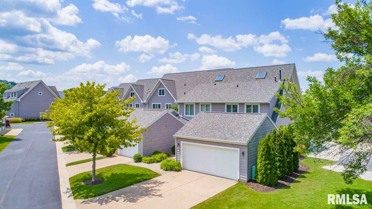 Property Photo: 400 Harbor Pointe IL 61611