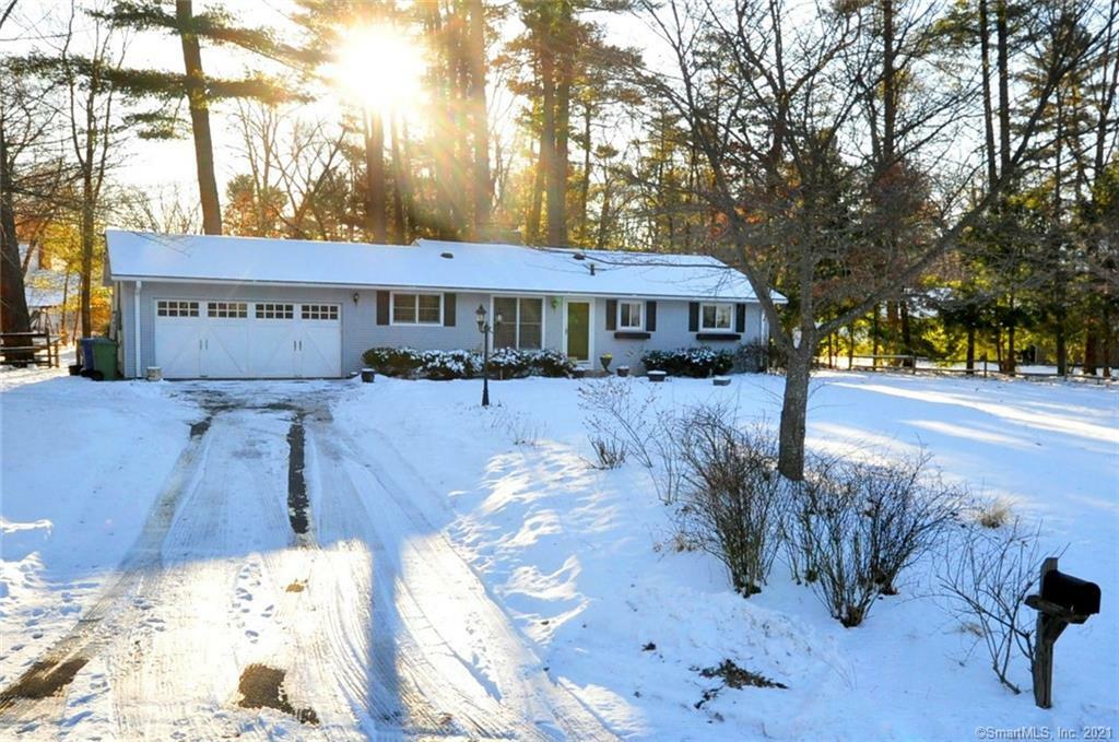 Property Photo:  40 Saw Mill Lane  CT 06001 