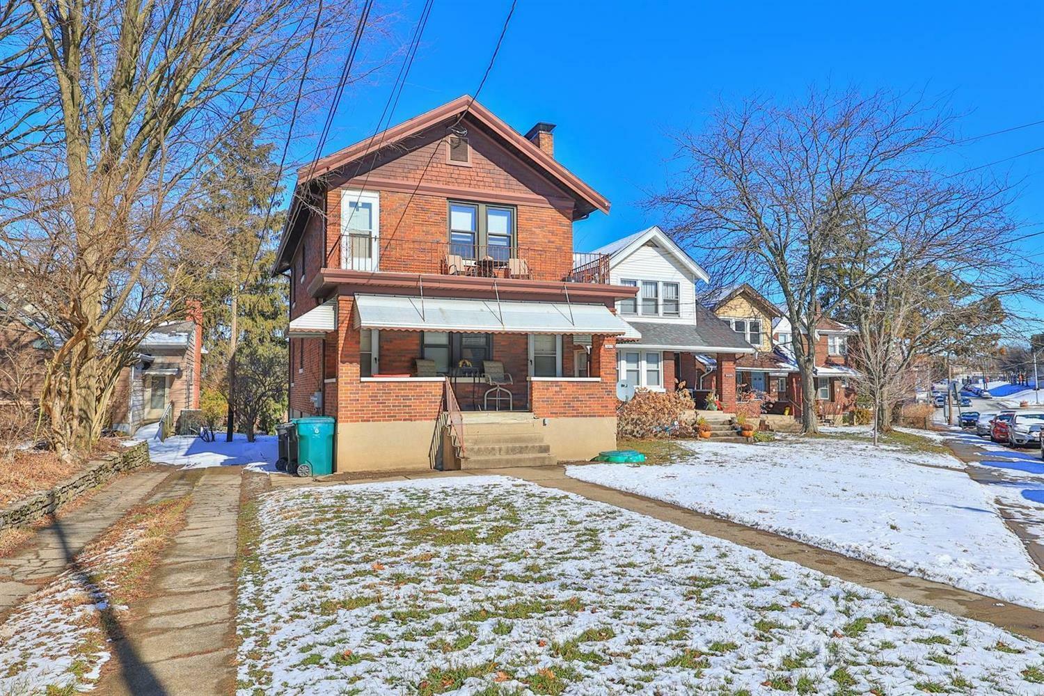 Property Photo:  2467 Fairview Ave  OH 45219 