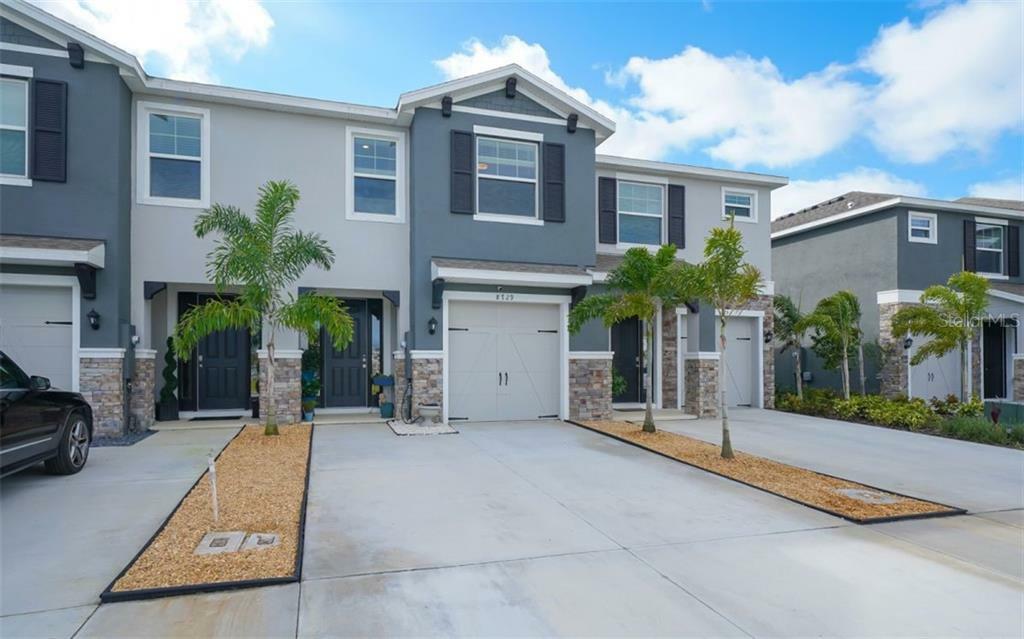 Property Photo:  8729 Daydream Street  FL 34238 