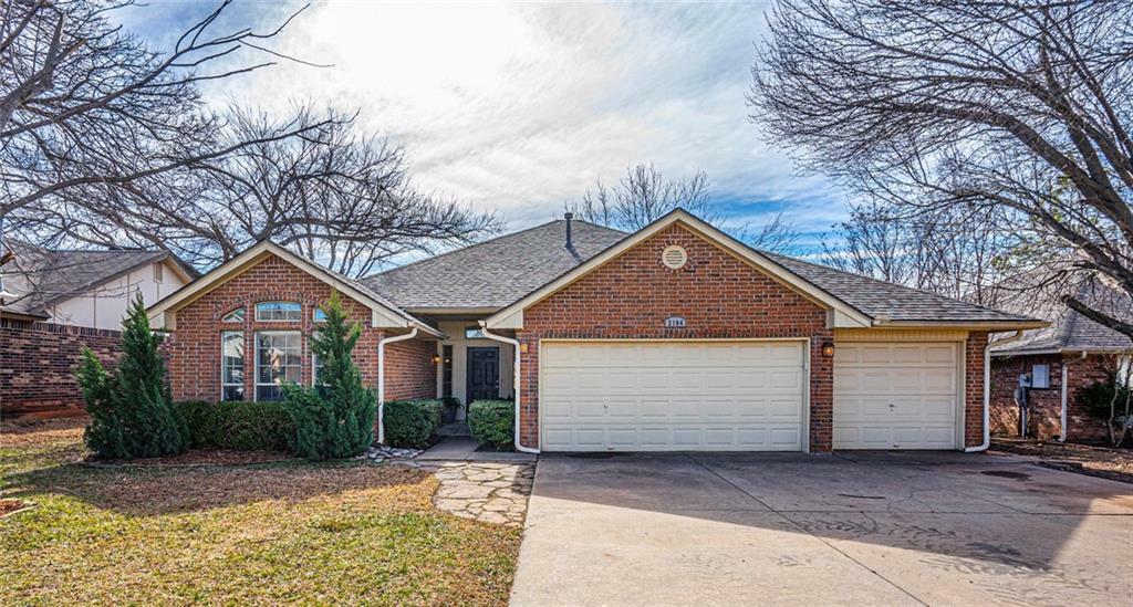 Property Photo: 2104 Sagewood Drive OK 73013