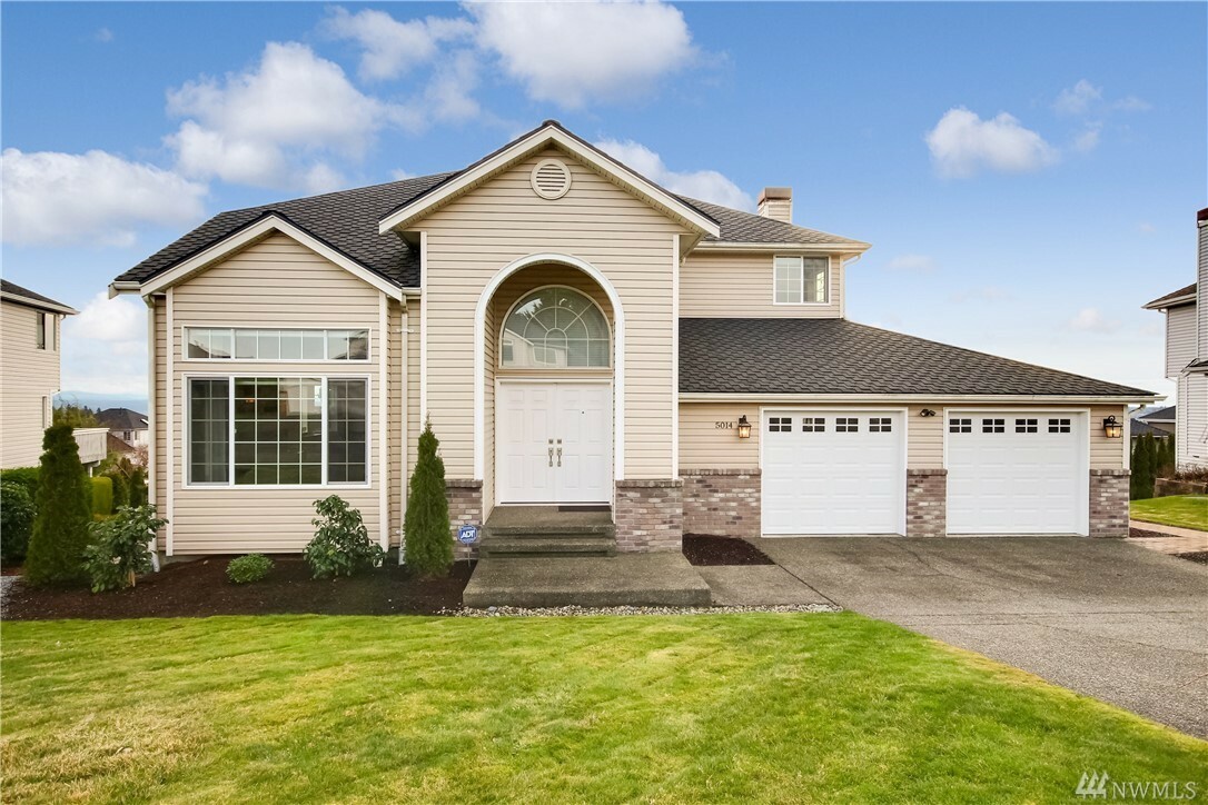 Property Photo:  5014 Tower Dr NE  WA 98422 