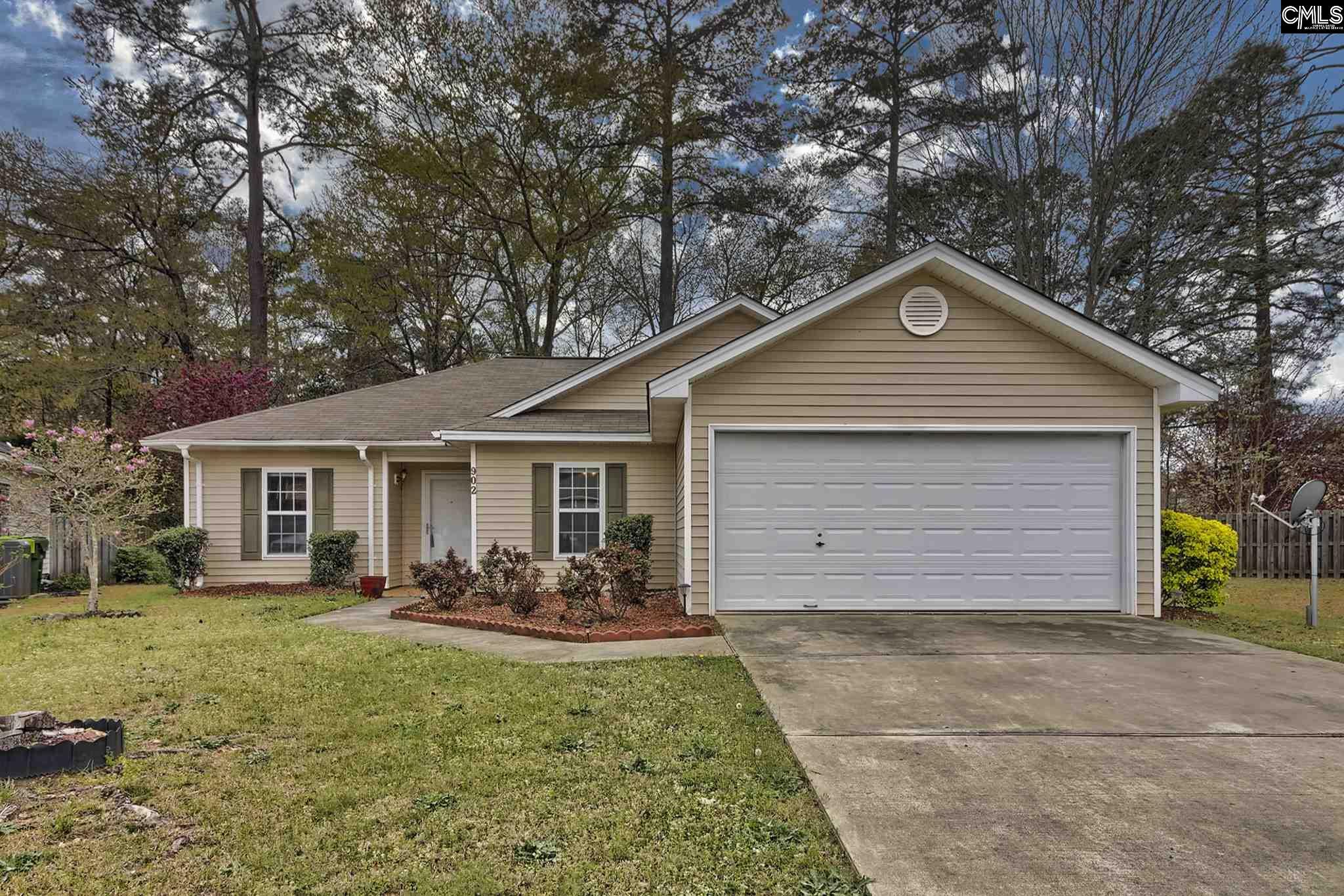 Property Photo:  902 S Twin Oaks  SC 29209 