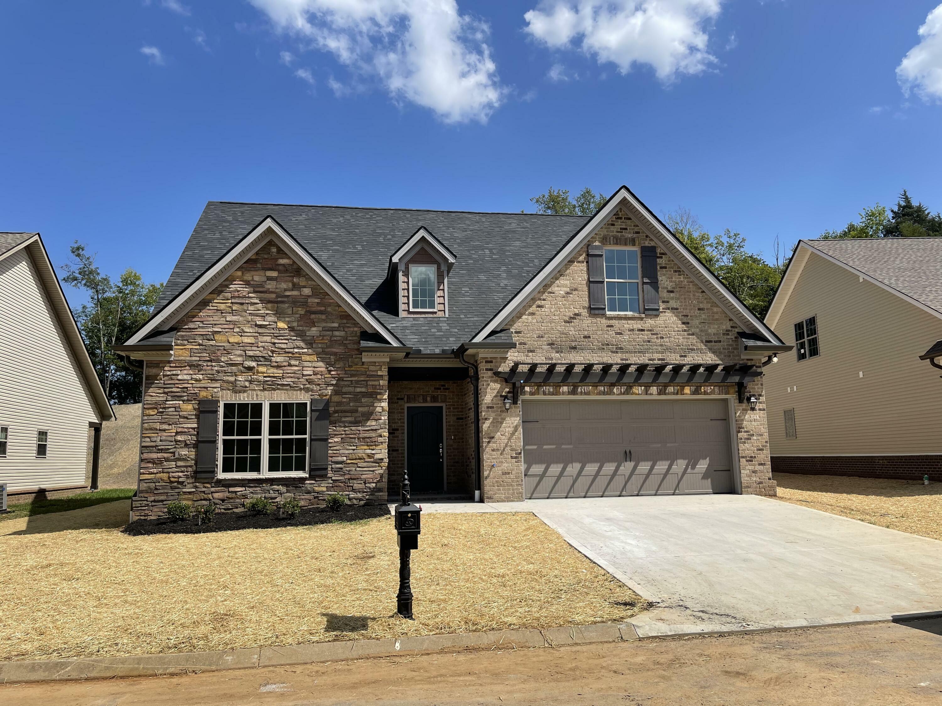 Property Photo:  929 Jacksonian Way  TN 37772 