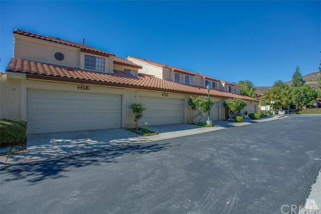 Property Photo:  224 Country Club Drive D  CA 93065 