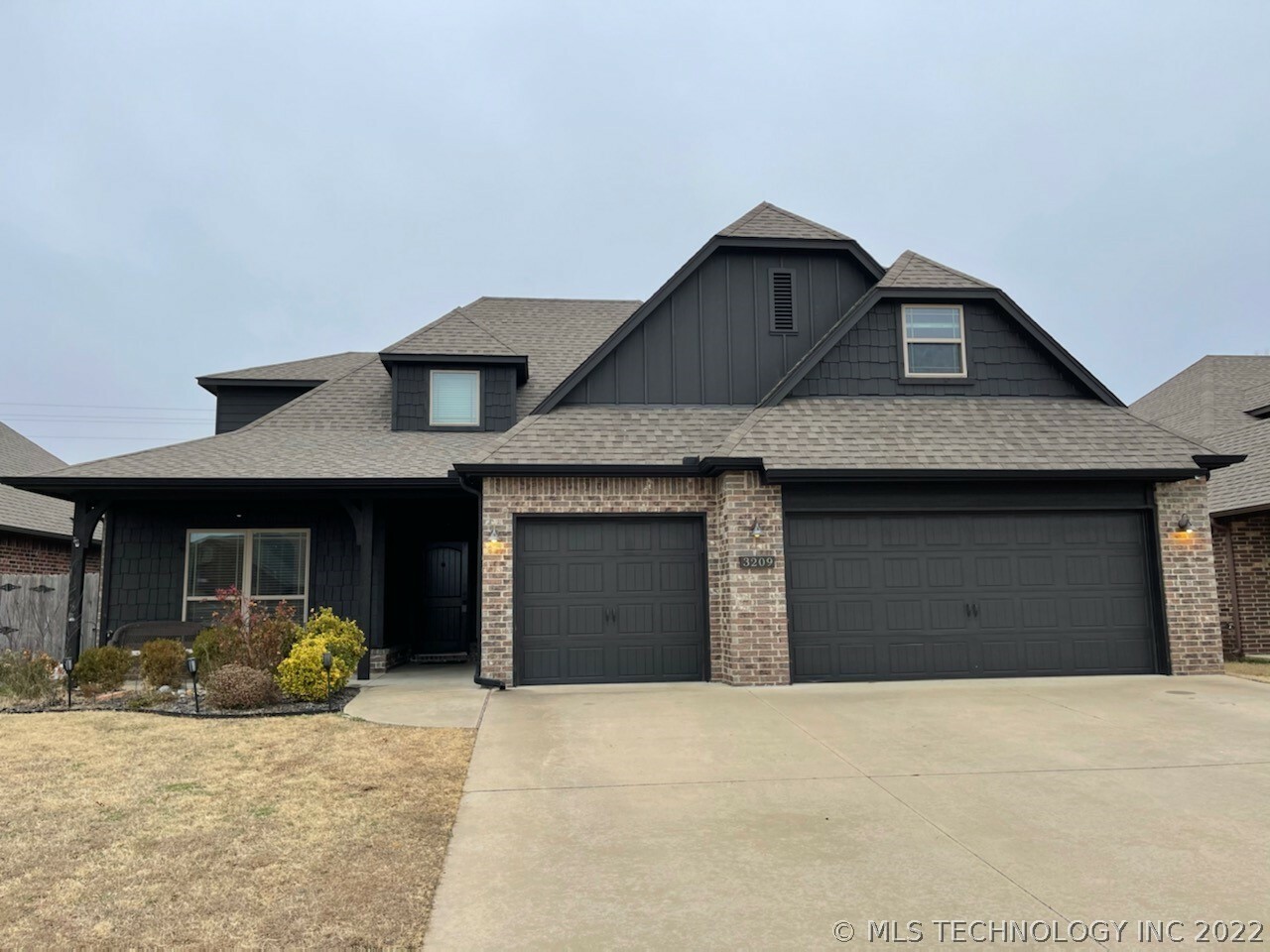 Property Photo:  3209 S 208th East Avenue  OK 74014 