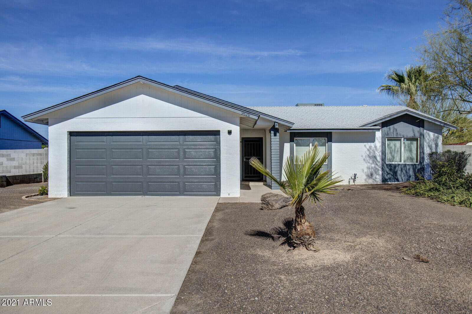 Property Photo:  9626 W Echo Lane W  AZ 85345 