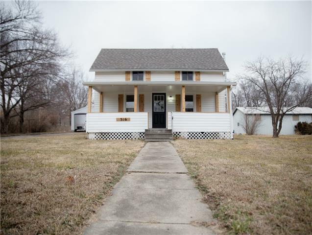 Property Photo:  316 Elm Street  KS 66006 