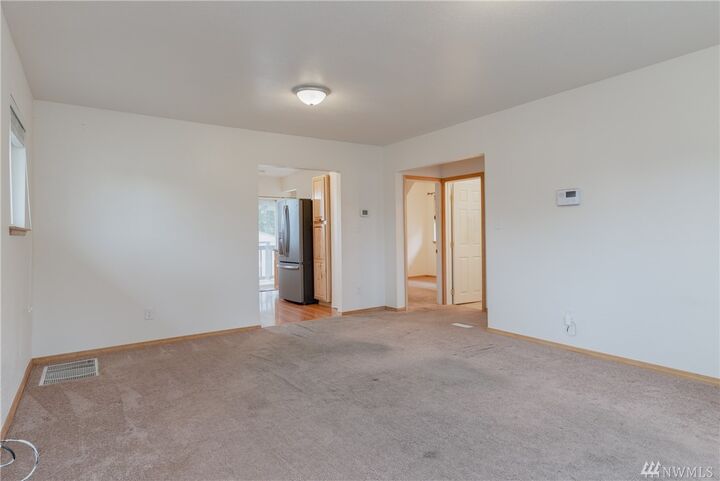 Property Photo:  1205 9th St  WA 98337 