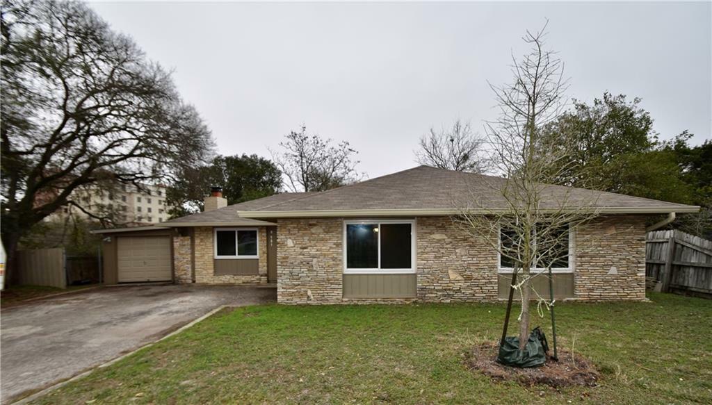 Property Photo:  501 Park Place  TX 78666 