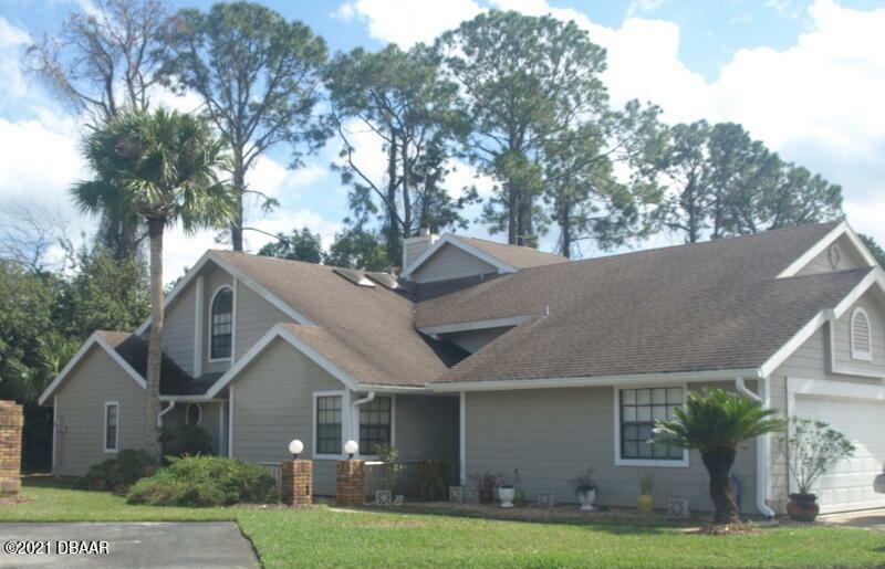 Property Photo:  2008 Cornell Place  FL 32128 