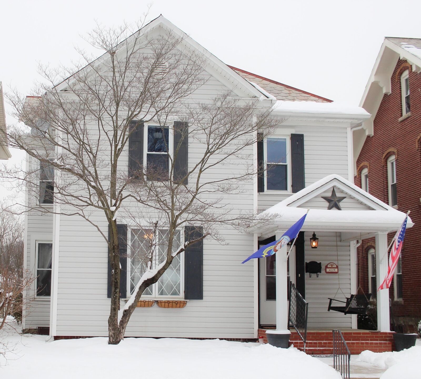 Property Photo: 419 E Fifth Avenue OH 43130