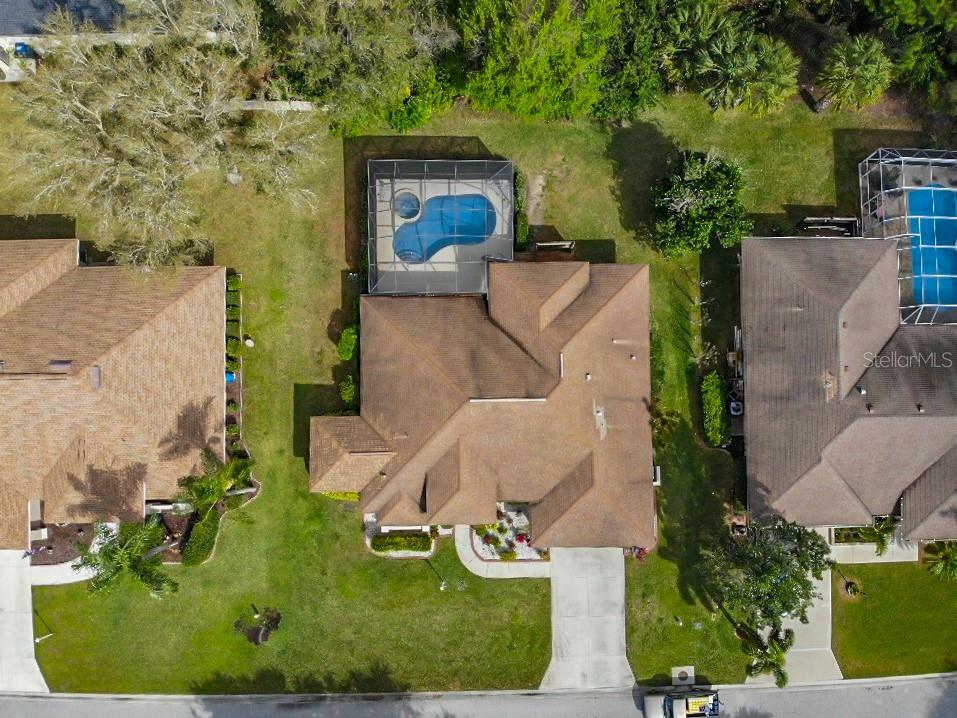 Property Photo: 805 Oak Pond Drive FL 34229