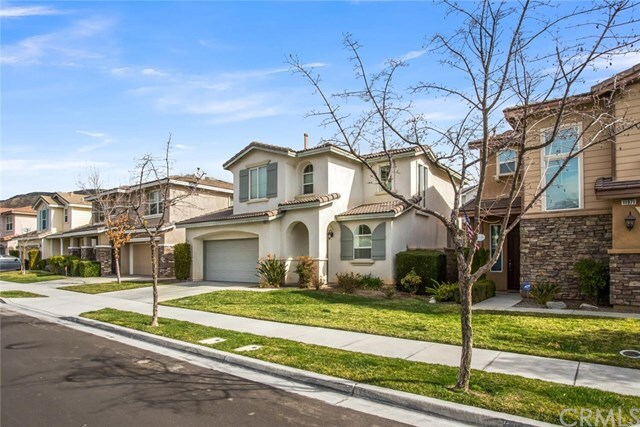 Property Photo: 11969 Glacier Court CA 92399