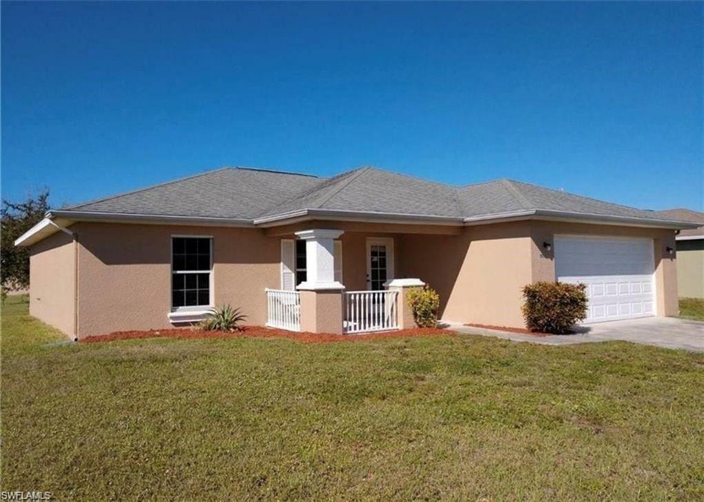 Property Photo:  3012 SW 3rd Place  FL 33914 