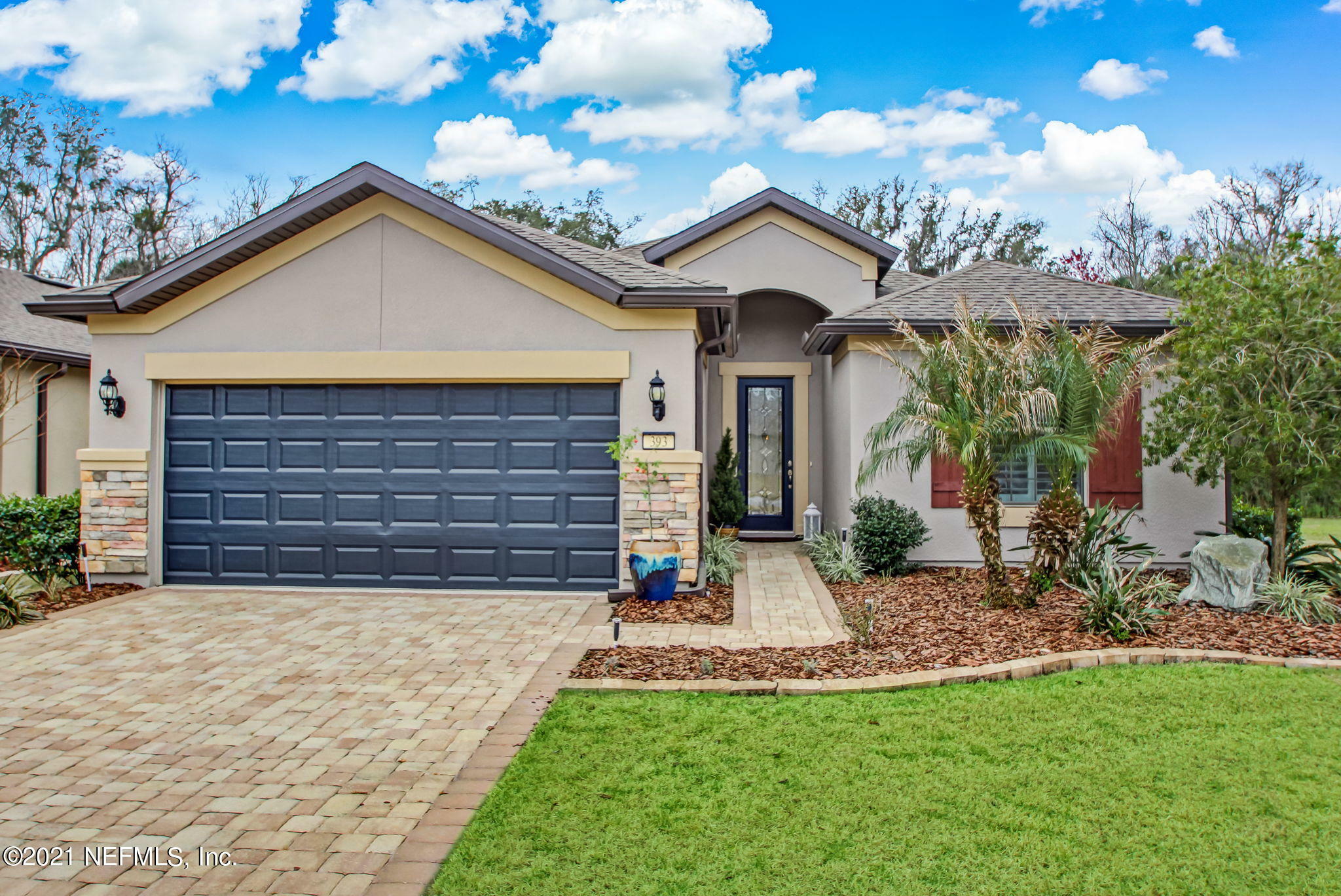 Property Photo: 393 Winding Path Drive FL 32081